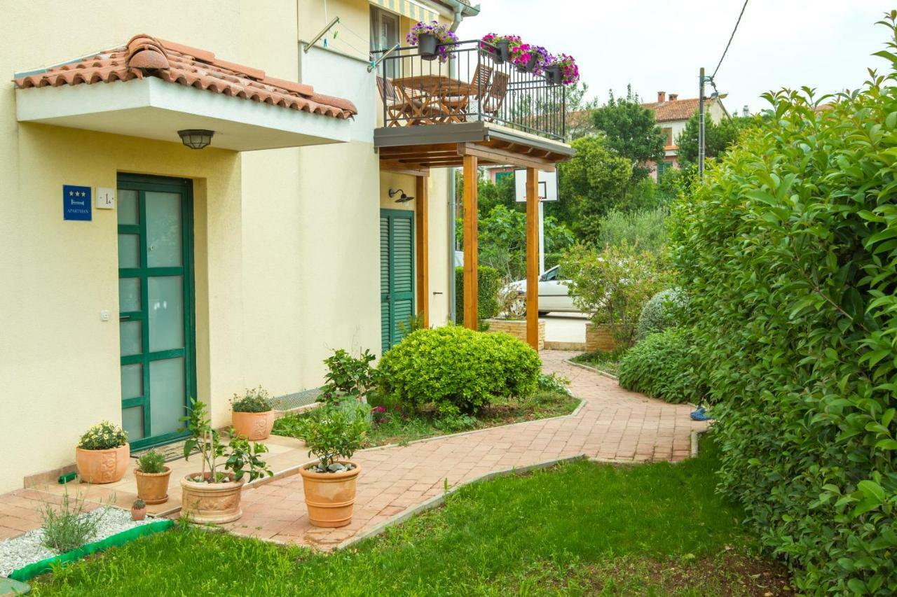 Apartments Emma Biograd na Moru Kültér fotó